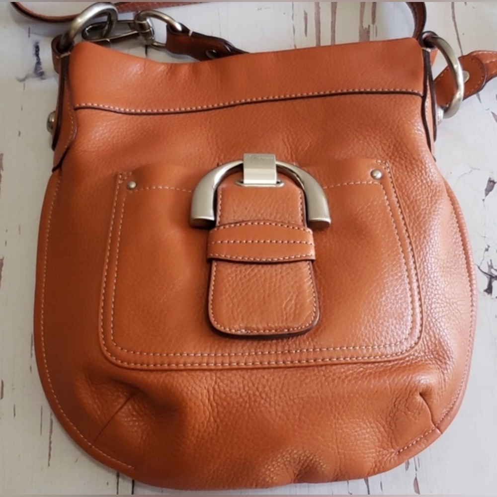 LAST CHANCE SALE‼️ B Makowsky Pebbled Leather Convertible Crossbody/Shoulder Bag